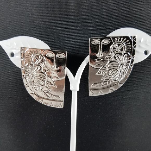 Vintage Laurel Burch Blossoming Woman Earrings, Rhodium Plated, 1990s - Picture 2 of 10
